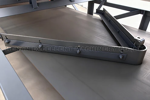 Mobile Conveyor System Return Belt Cleaner Mobile Conveyor System Return Belt Cleaner